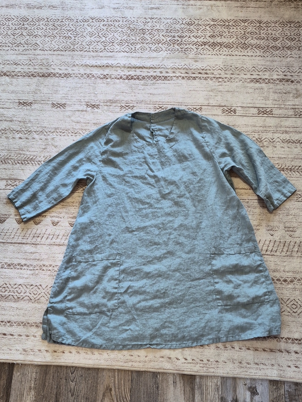 Women's Light Blue Linen Tunic with Front Pockets